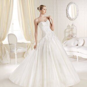 Pronovias Wedding Dress